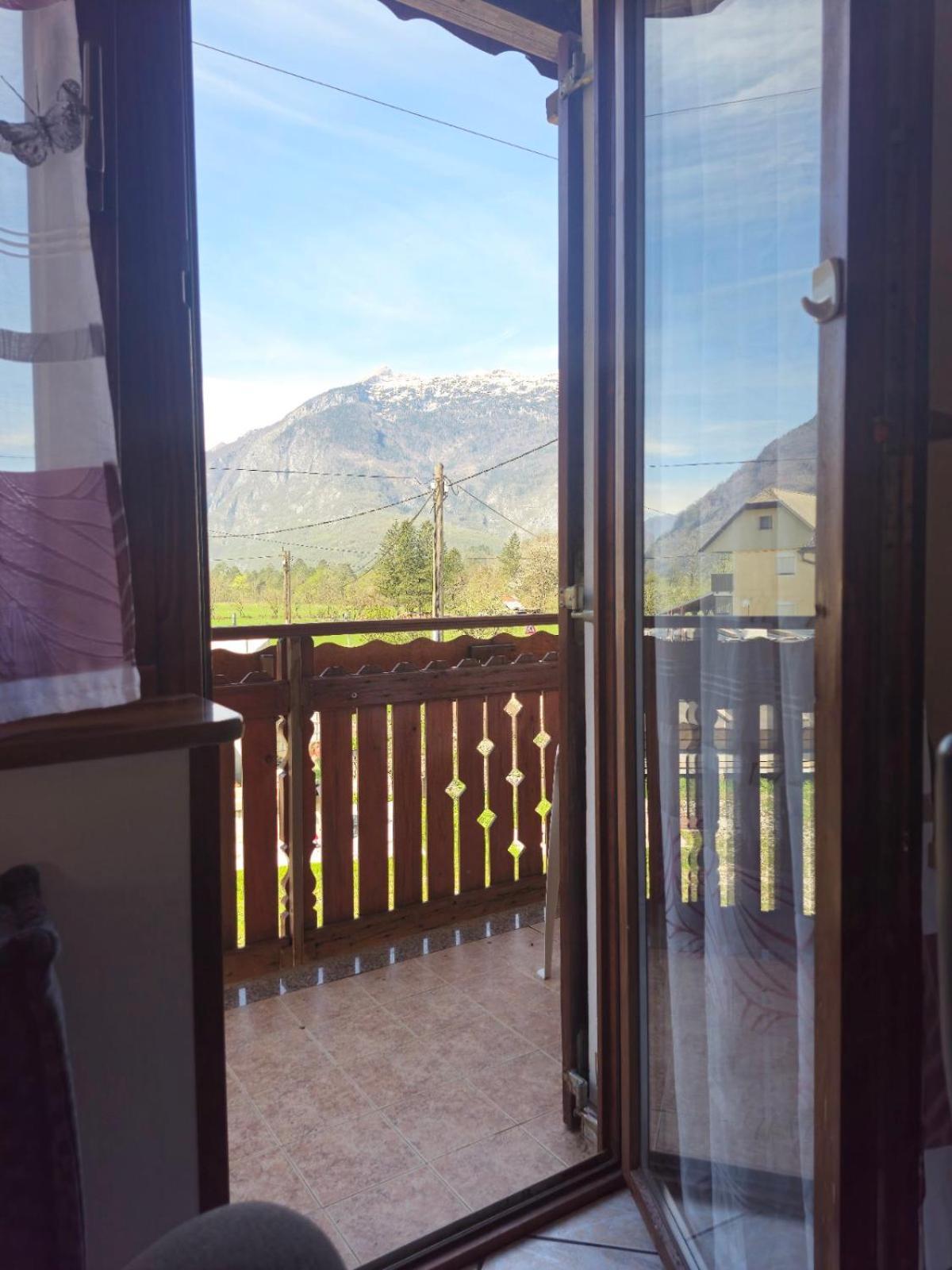 Kometer Lägenhet Bovec Exteriör bild