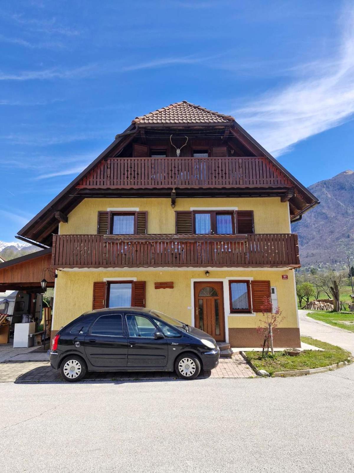 Kometer Lägenhet Bovec Exteriör bild